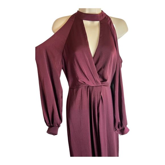 Lush NWOT Burgundy Satin Jumpsuit Cold Shoulder S Small Shorts Overskirt - Picture 4 of 9